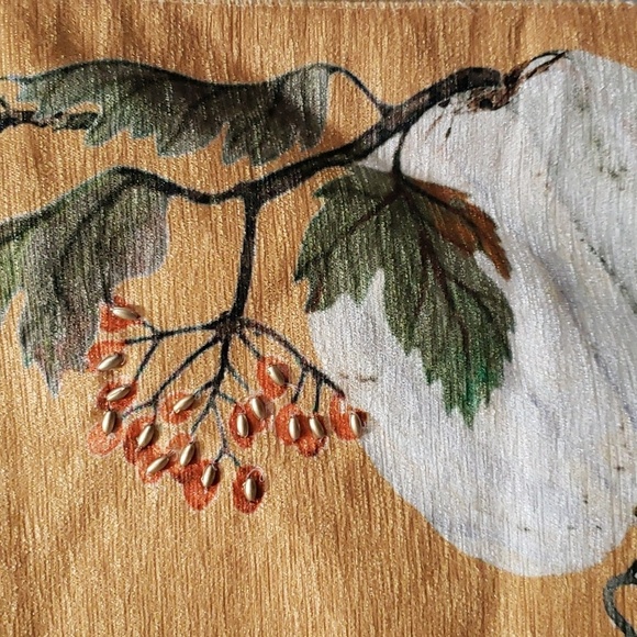 Nicole Miller Home NWT Golden Crushed Velveteen Autumn Table Runner - Picture 3 of 8